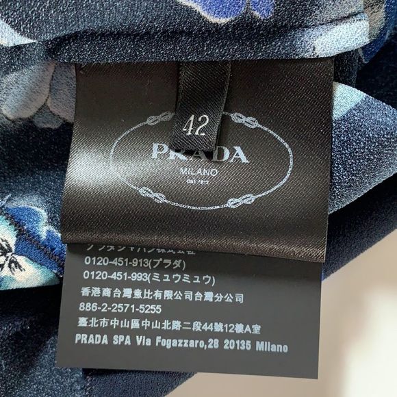 AUTHENTIC PRADA blouse top Size 42 or 4 US - Picture 10 of 13